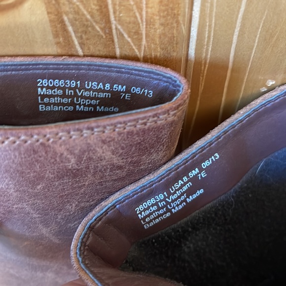 Clarks leather boots size 8.5 - Picture 7 of 7